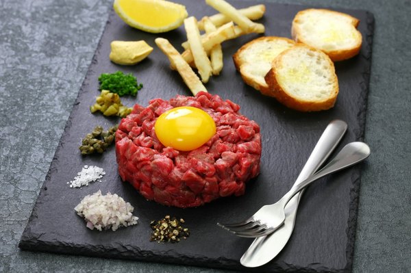 Can You Create a Gourmet Beef Tartare with Capers and Mustard Dressing?